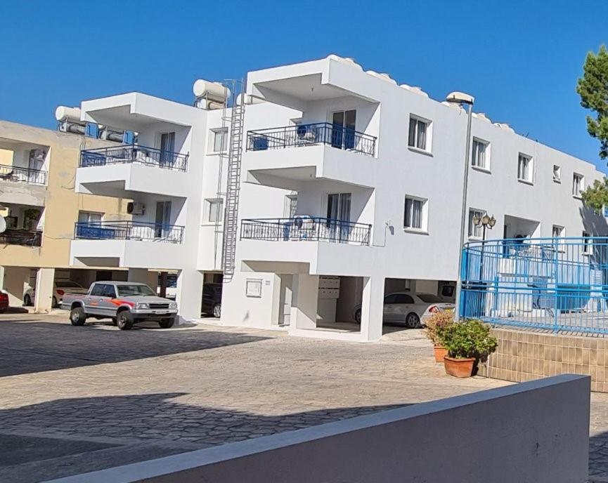 Latchi Area Apartments Екстер'єр фото
