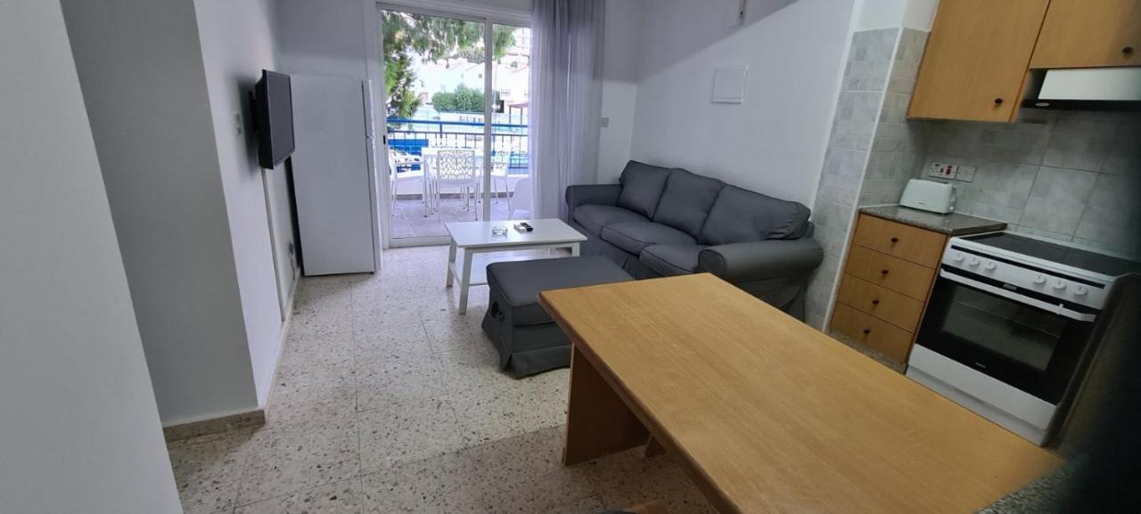 Latchi Area Apartments Екстер'єр фото