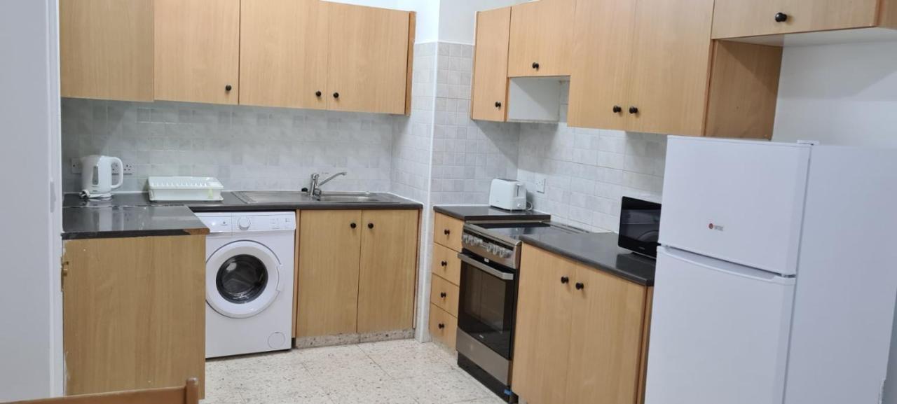Latchi Area Apartments Екстер'єр фото